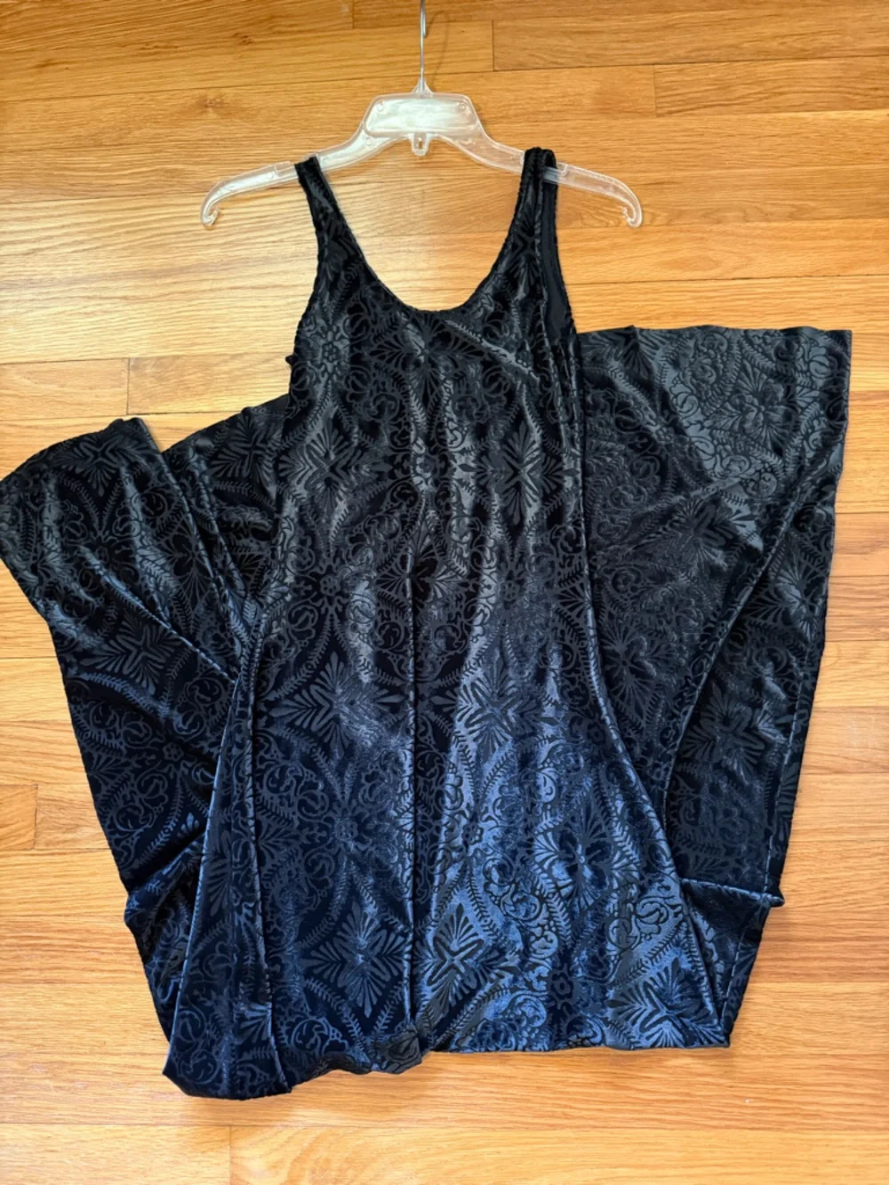BlackMilk Burned Velvet Maxi Dress - Picture 2 of 10